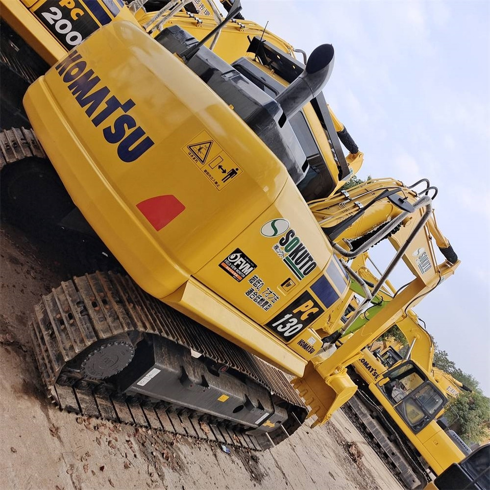 Komatsu PC 130 LC-7 - Escavadora de rastos: foto 2 Komatsu PC 130 LC-7 - Escavadora de rastos: foto 2