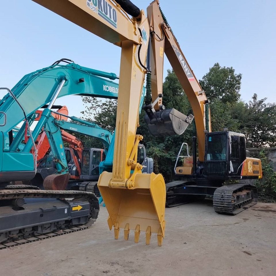 Komatsu PC 200-8 - Escavadora de rastos: foto 4 Komatsu PC 200-8 - Escavadora de rastos: foto 4