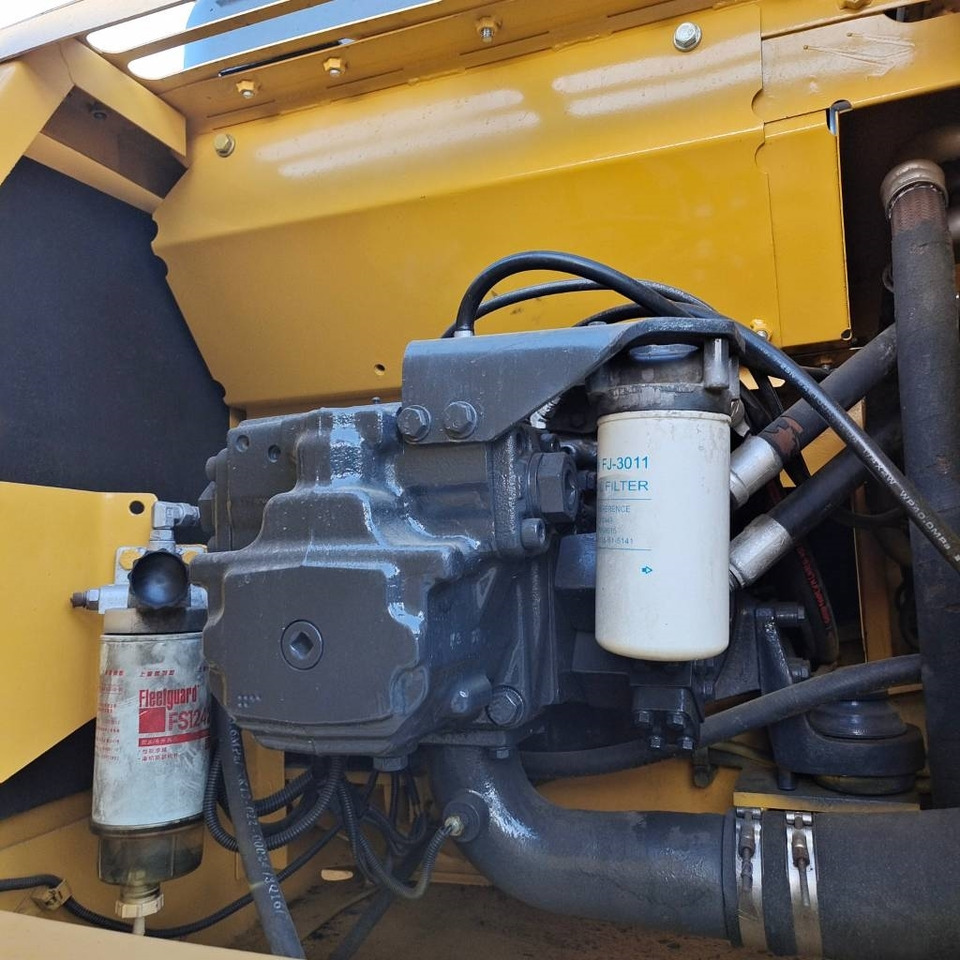 Komatsu PC 200-8 - Escavadora de rastos: foto 3 Komatsu PC 200-8 - Escavadora de rastos: foto 3