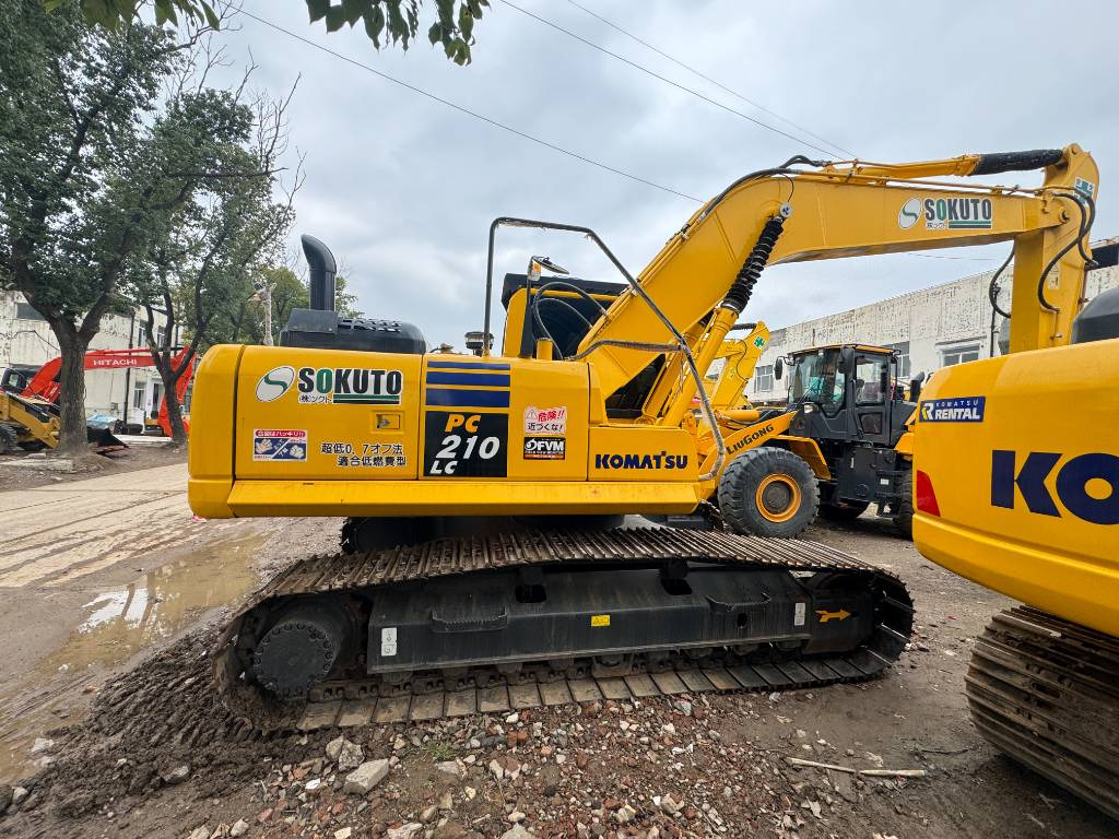 Komatsu PC 210 LC-8 - Escavadora de rastos: foto 2 Komatsu PC 210 LC-8 - Escavadora de rastos: foto 2