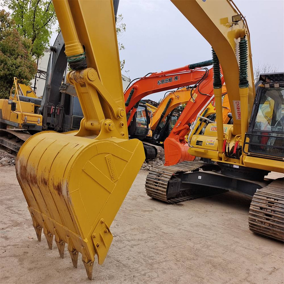 Komatsu PC 220-8 - Escavadora de rastos: foto 5 Komatsu PC 220-8 - Escavadora de rastos: foto 5