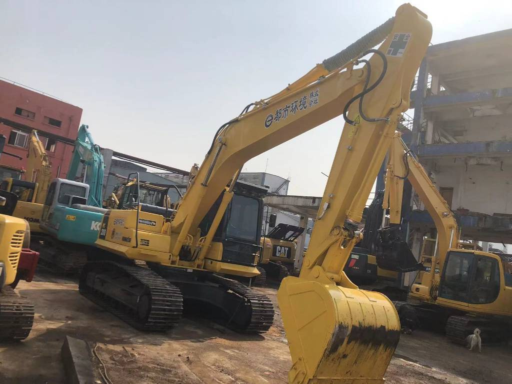 Komatsu PC 220-8 - Escavadora de rastos: foto 4 Komatsu PC 220-8 - Escavadora de rastos: foto 4