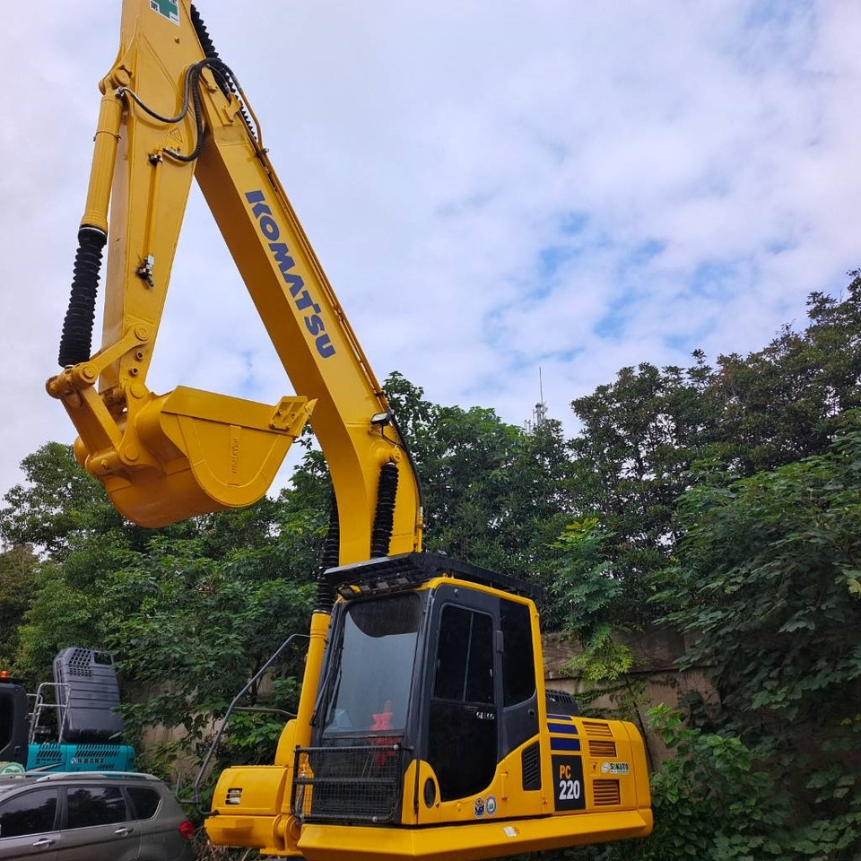 Komatsu PC 220-8 - Escavadora de rastos: foto 3 Komatsu PC 220-8 - Escavadora de rastos: foto 3