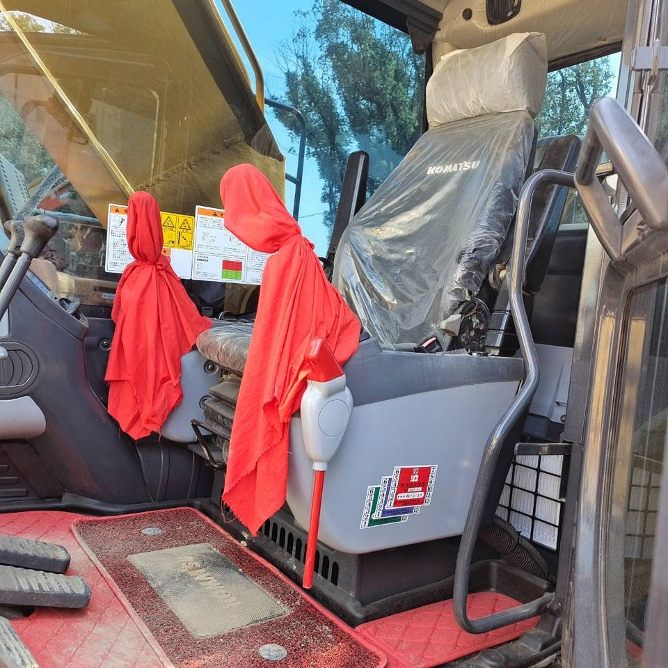 Komatsu PC 240 - Escavadora de rastos: foto 4 Komatsu PC 240 - Escavadora de rastos: foto 4