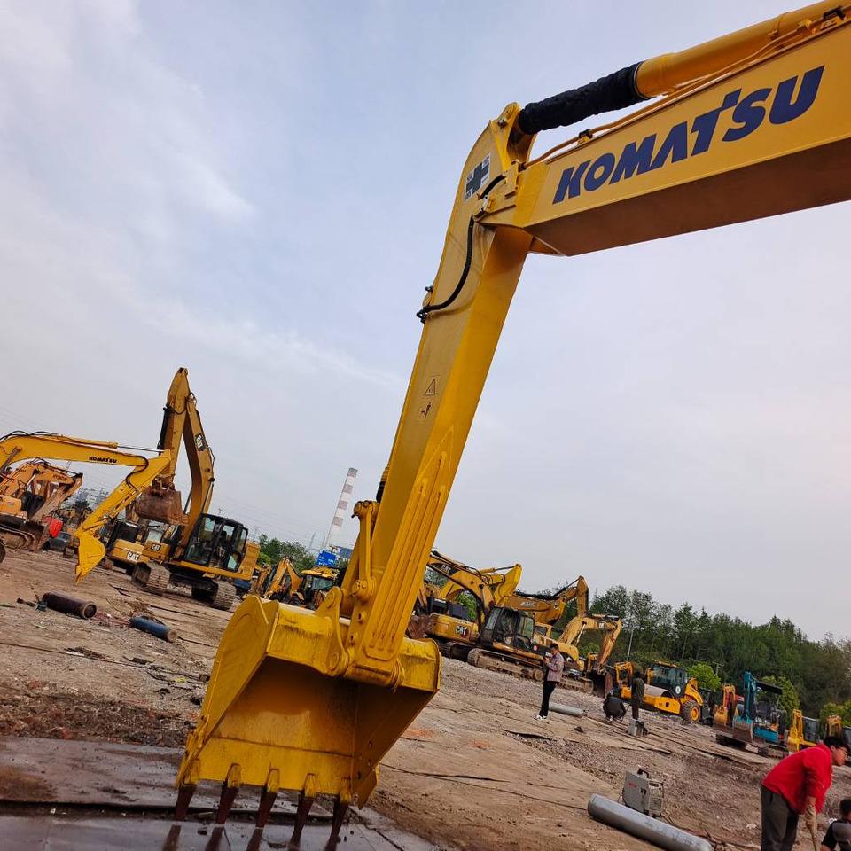 Leasing de  Komatsu PC 240 LC-8 Komatsu PC 240 LC-8: foto 6