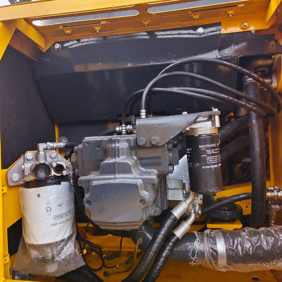 Leasing de  Komatsu PC 240 LC-8 Komatsu PC 240 LC-8: foto 13