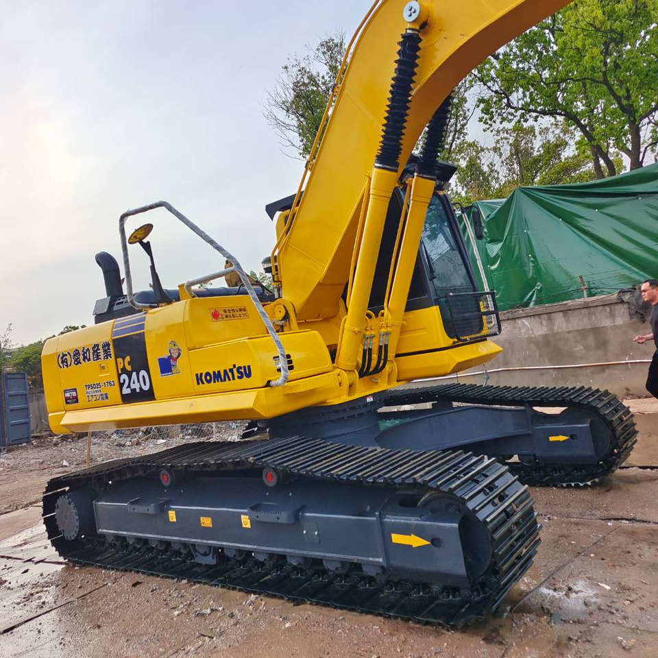 Leasing de  Komatsu PC 240 LC-8 Komatsu PC 240 LC-8: foto 11