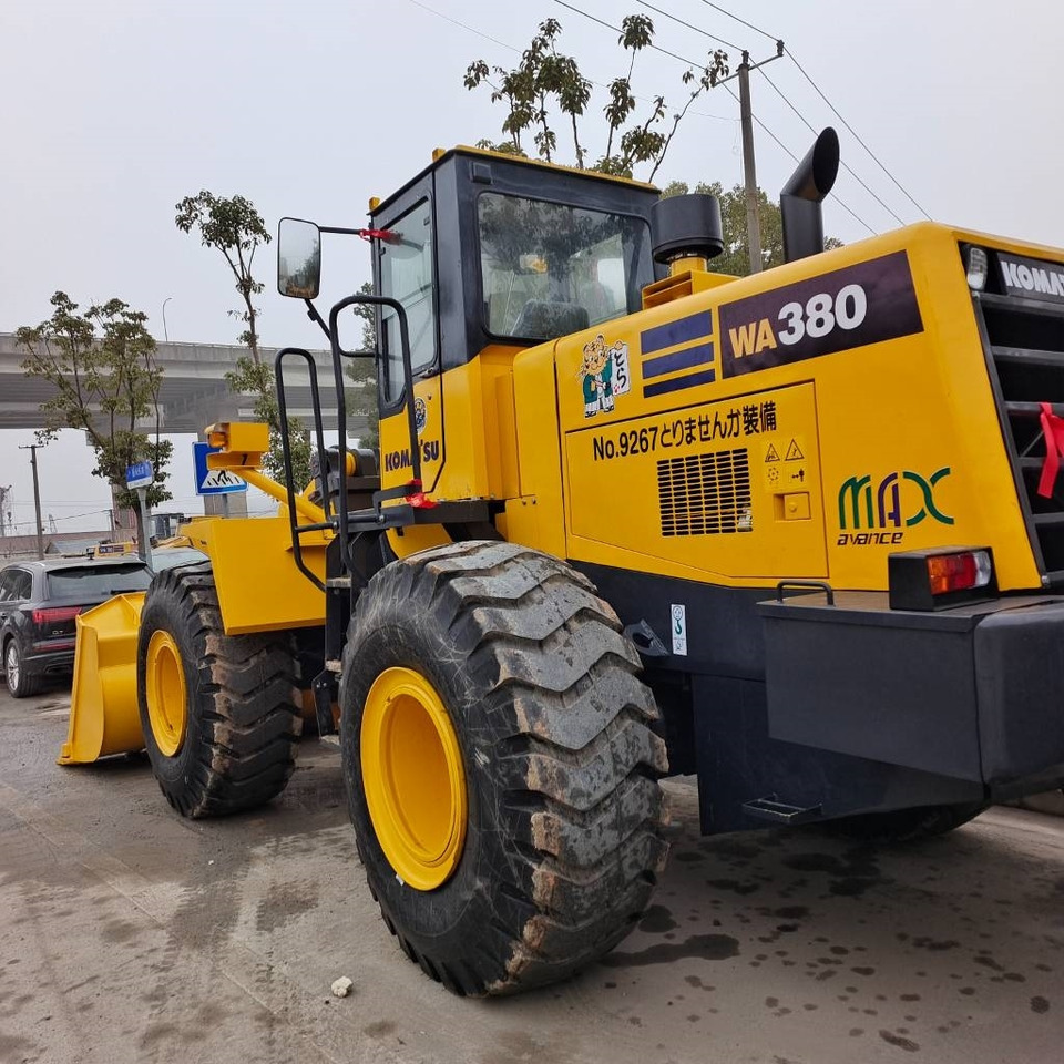 Komatsu WA 380 - Pá carregadora de rodas: foto 2 Komatsu WA 380 - Pá carregadora de rodas: foto 2