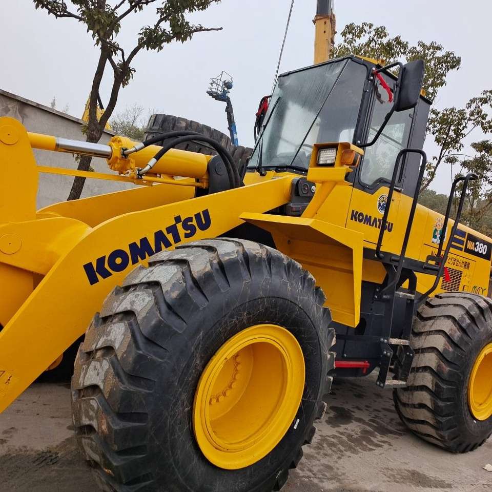Komatsu WA 380 - Pá carregadora de rodas: foto 5 Komatsu WA 380 - Pá carregadora de rodas: foto 5