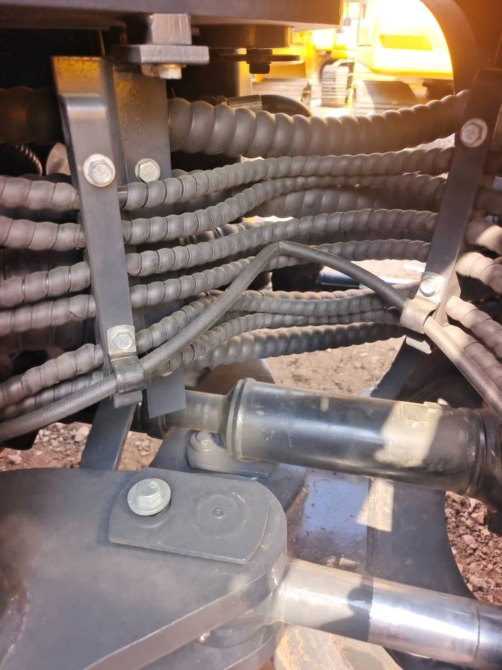 Pá carregadora de rodas Komatsu WA 470-3: foto 16 Pá carregadora de rodas Komatsu WA 470-3: foto 16