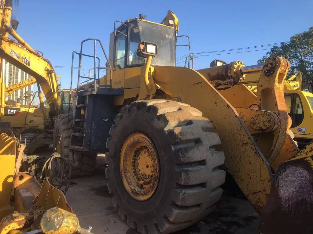 Komatsu WA 600-3 - Pá carregadora de rodas: foto 5 Komatsu WA 600-3 - Pá carregadora de rodas: foto 5