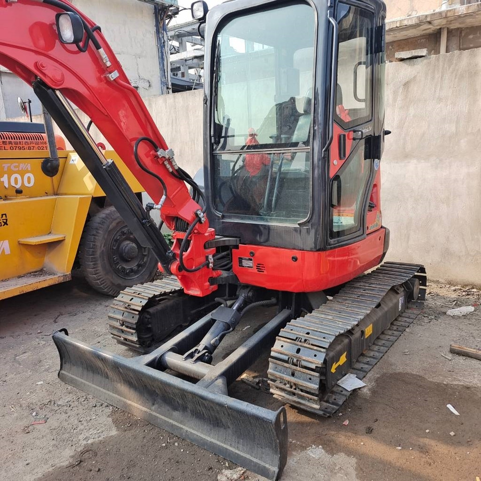 Kubota U 35-3 - Mini escavadeira: foto 4 Kubota U 35-3 - Mini escavadeira: foto 4