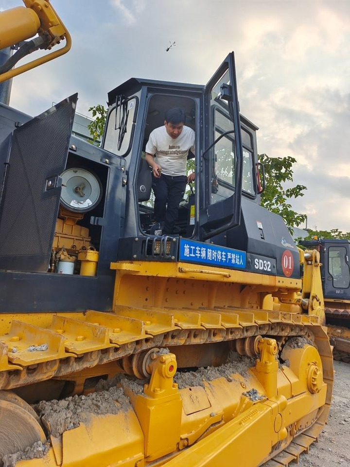 Leasing de  Shantui SD 32 Shantui SD 32: foto 12