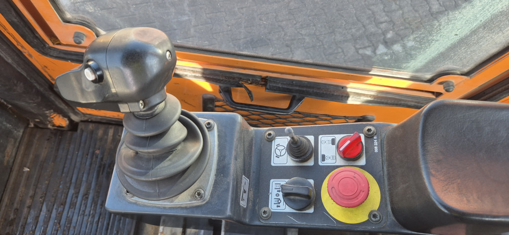Rolo Bomag BW 174 AD2 Splitstreuer: foto 6