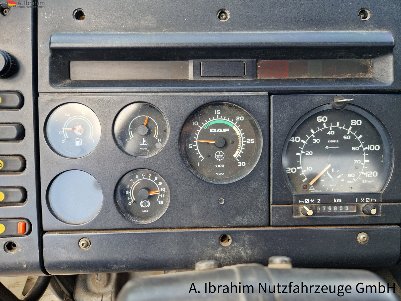 Daf CF 290 Wassertank 13500 L, Tank verzinkt Vorlauf- Lift- Lenkachse - Caminhão tanque: foto 2 Daf CF 290 Wassertank 13500 L, Tank verzinkt Vorlauf- Lift- Lenkachse - Caminhão tanque: foto 2