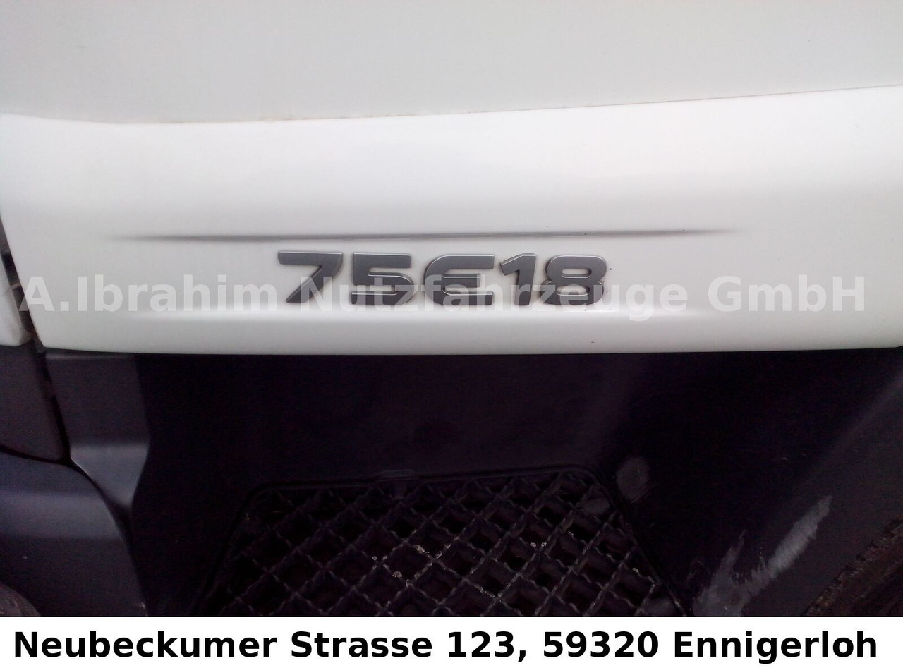 Iveco ML 80 E 18 LBW AdBlue defekt, Motor Notlauf - Carrinha de contentor: foto 5 Iveco ML 80 E 18 LBW AdBlue defekt, Motor Notlauf - Carrinha de contentor: foto 5