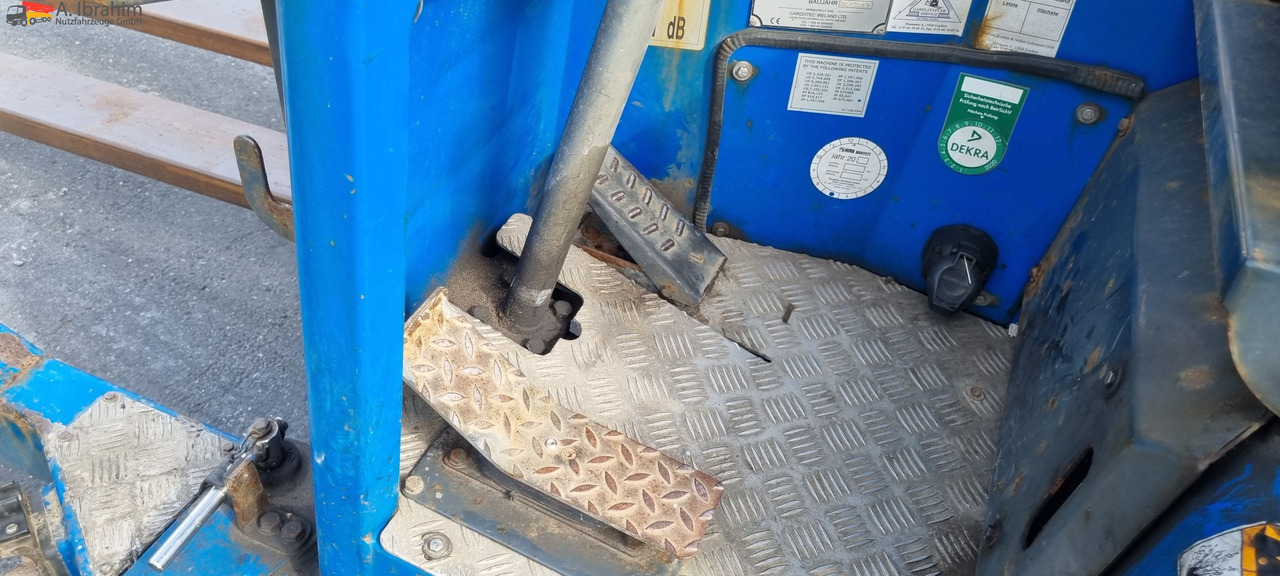 M4-25.3F Moffett Mitnahmestapler - Empilhadeira montada em caminhão: foto 2 M4-25.3F Moffett Mitnahmestapler - Empilhadeira montada em caminhão: foto 2