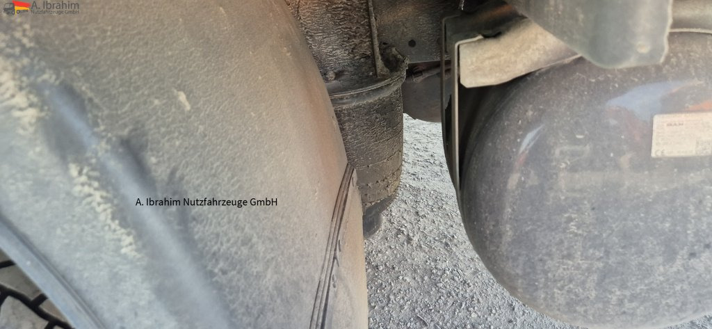 MAN TGL 8.160 4x2 Brotkoffer mit Kühlfach nicht fahrbereit ! nicht rollfähig - Carrinha frigorífica: foto 4 MAN TGL 8.160 4x2 Brotkoffer mit Kühlfach nicht fahrbereit ! nicht rollfähig - Carrinha frigorífica: foto 4