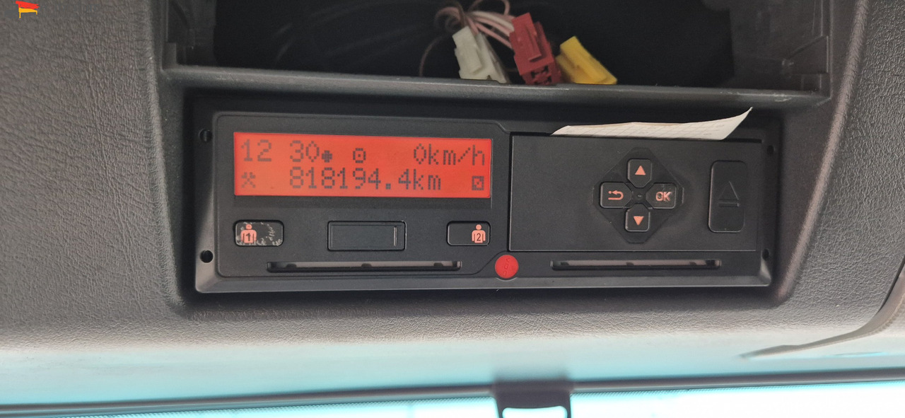 MAN TGX 26.460 Vario-Rahmen deutsches Fahrzeug. ohne Wechselbrücke - Camião de lona: foto 4 MAN TGX 26.460 Vario-Rahmen deutsches Fahrzeug. ohne Wechselbrücke - Camião de lona: foto 4