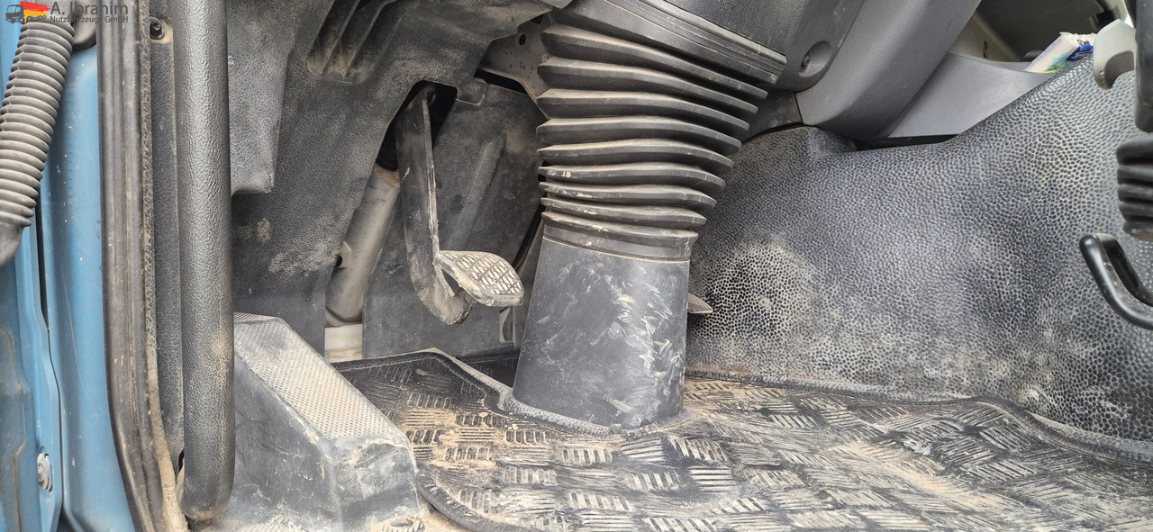 Mercedes-Benz 3241 PM 21-3 Liebherr 7 cbm PUMI Putzmeister Liebherr - Autobetoneira com bomba: foto 4 Mercedes-Benz 3241 PM 21-3 Liebherr 7 cbm PUMI Putzmeister Liebherr - Autobetoneira com bomba: foto 4