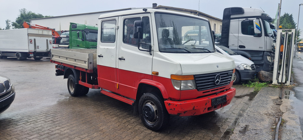 Carrinha de caixa aberta, Carrinha cabine dupla Mercedes-Benz 615D Doka Pritsche, Zustand gut: foto 9