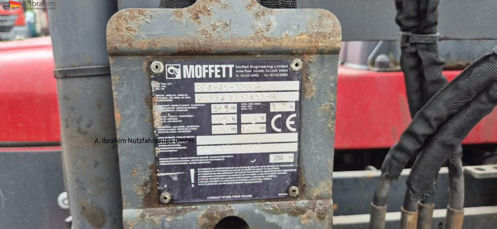 Moffett 4 Wege Stapler 20.4 einsatzbereit 3 Stck. vorhanden - Empilhadeira: foto 2 Moffett 4 Wege Stapler 20.4 einsatzbereit 3 Stck. vorhanden - Empilhadeira: foto 2