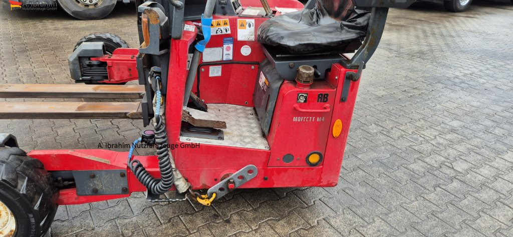 Moffett 4 Wege Stapler 20.4 einsatzbereit 3 Stck. vorhanden - Empilhadeira: foto 5 Moffett 4 Wege Stapler 20.4 einsatzbereit 3 Stck. vorhanden - Empilhadeira: foto 5