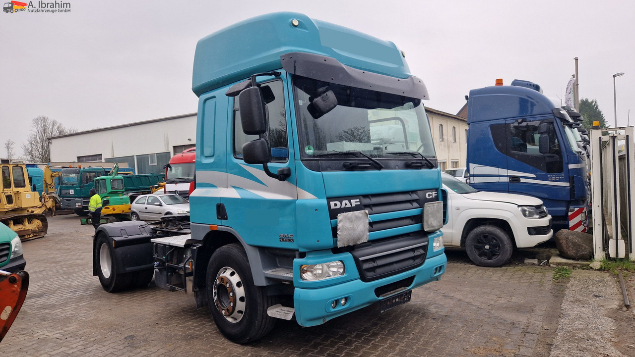 Daf FT CF 2x Nebenantrieb, Kipphydraulik deutsches Fahrzeug, fehlerfrei im Display - Tractor: foto 4 Daf FT CF 2x Nebenantrieb, Kipphydraulik deutsches Fahrzeug, fehlerfrei im Display - Tractor: foto 4