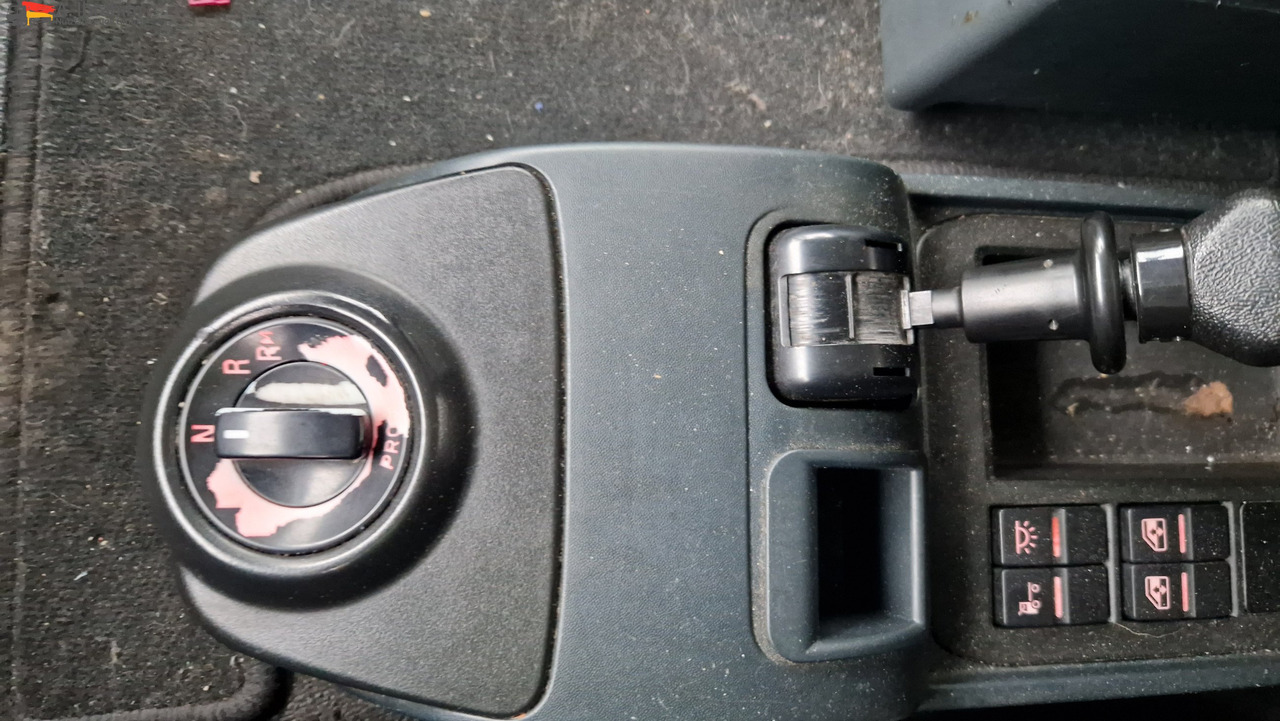 MAN 18.400 TGX Flachdach Retarder, Klima, 1 Bett, Kühlschrank - Tractor: foto 5 MAN 18.400 TGX Flachdach Retarder, Klima, 1 Bett, Kühlschrank - Tractor: foto 5