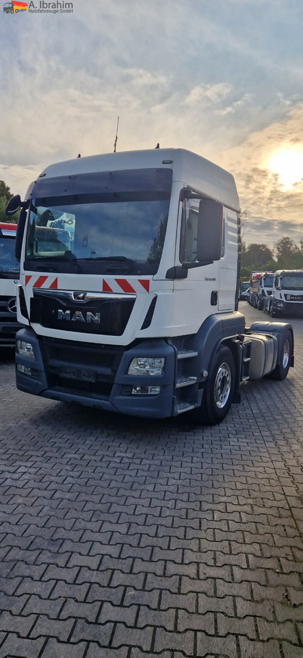 MAN TGS 18.400 PTO für Kompressor deutsches Fahrzeug - Tractor: foto 1 MAN TGS 18.400 PTO für Kompressor deutsches Fahrzeug - Tractor: foto 1