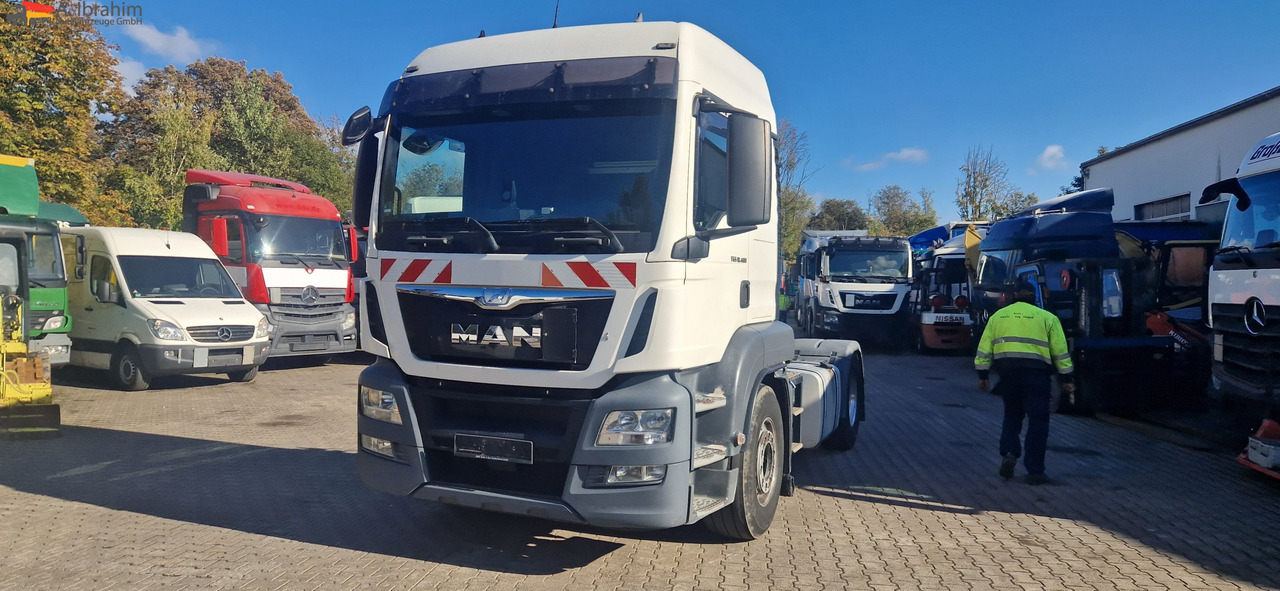 MAN TGS 18.400 PTO für Kompressor sehr sauber, 8x baugleich - Tractor: foto 1 MAN TGS 18.400 PTO für Kompressor sehr sauber, 8x baugleich - Tractor: foto 1