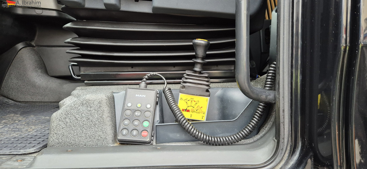 MAN TGX 18.400 Retarder, Klima, Kipphydraulik - Tractor: foto 2 MAN TGX 18.400 Retarder, Klima, Kipphydraulik - Tractor: foto 2