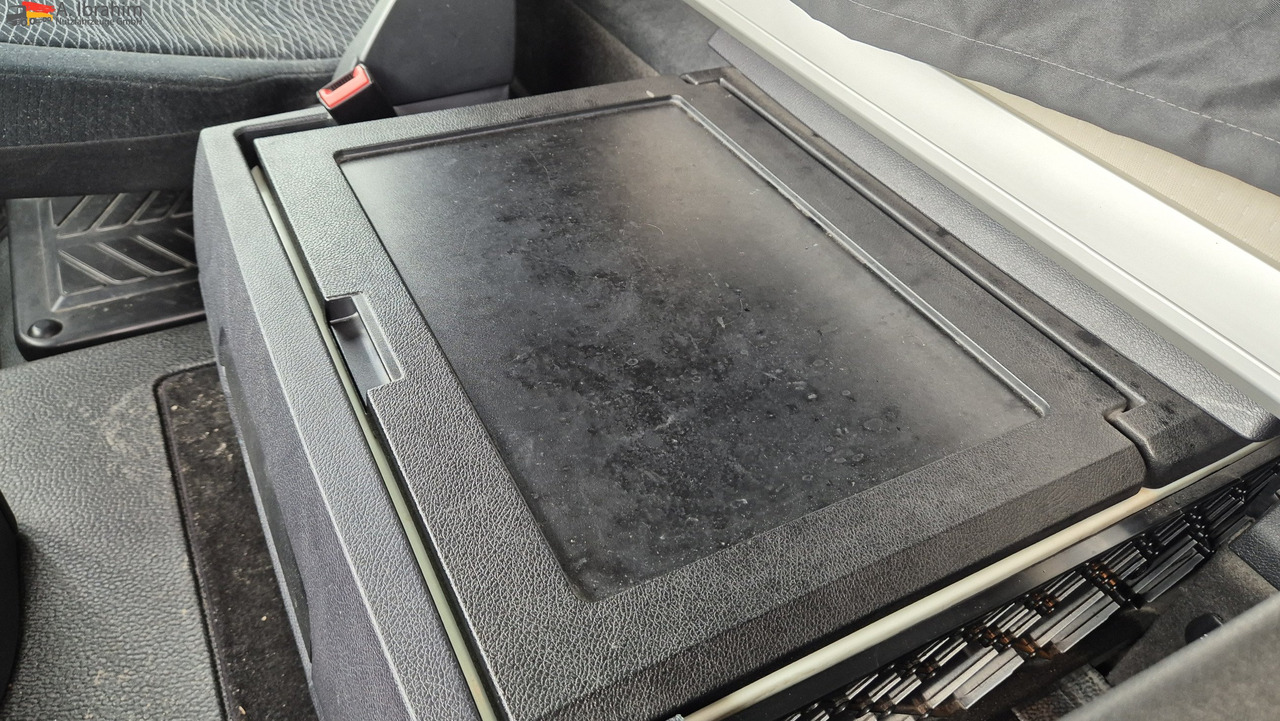 Mercedes-Benz 1840 mehrfach vorhanden - Tractor: foto 3 Mercedes-Benz 1840 mehrfach vorhanden - Tractor: foto 3