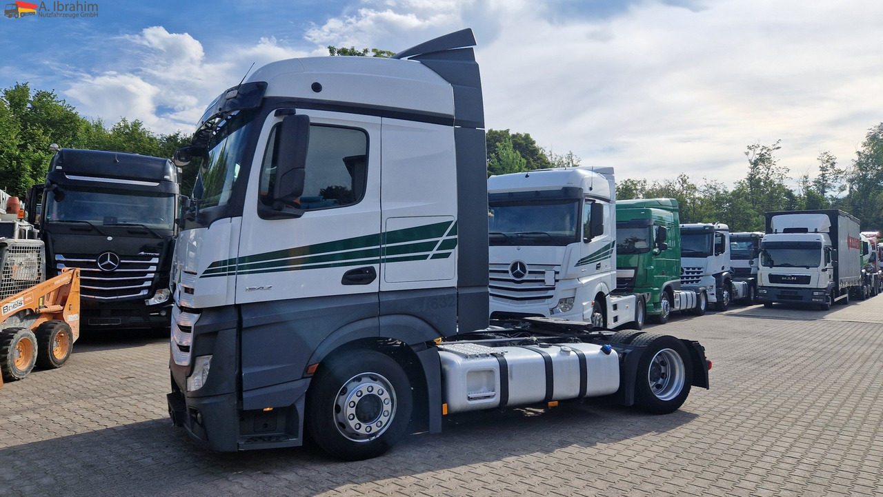 Mercedes-Benz 1842 sehr sauber, deutsches Fahrzeug Retarder, Klima - Tractor: foto 1 Mercedes-Benz 1842 sehr sauber, deutsches Fahrzeug Retarder, Klima - Tractor: foto 1