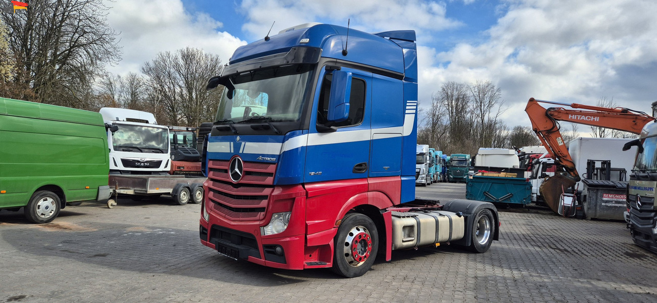 Mercedes-Benz 1843 Klima, Retarder, Topzustand, einsatzbereit - Tractor: foto 1 Mercedes-Benz 1843 Klima, Retarder, Topzustand, einsatzbereit - Tractor: foto 1