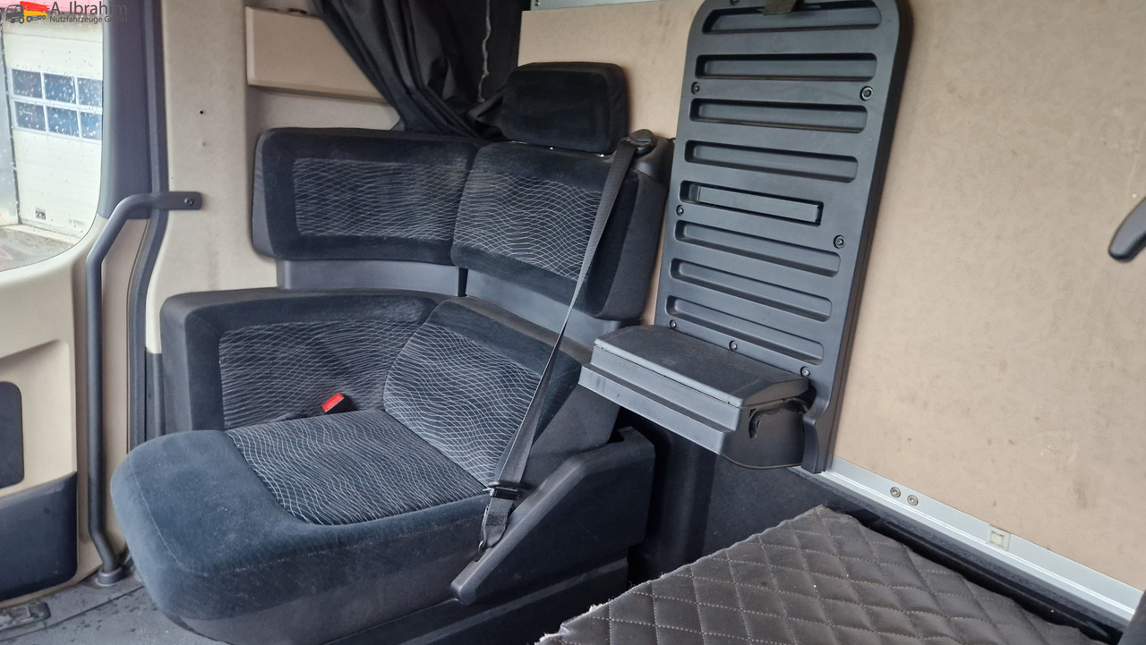 Mercedes-Benz 1843 Topzustand einsatzbereit, Motor nur 150 tkm - Tractor: foto 2 Mercedes-Benz 1843 Topzustand einsatzbereit, Motor nur 150 tkm - Tractor: foto 2