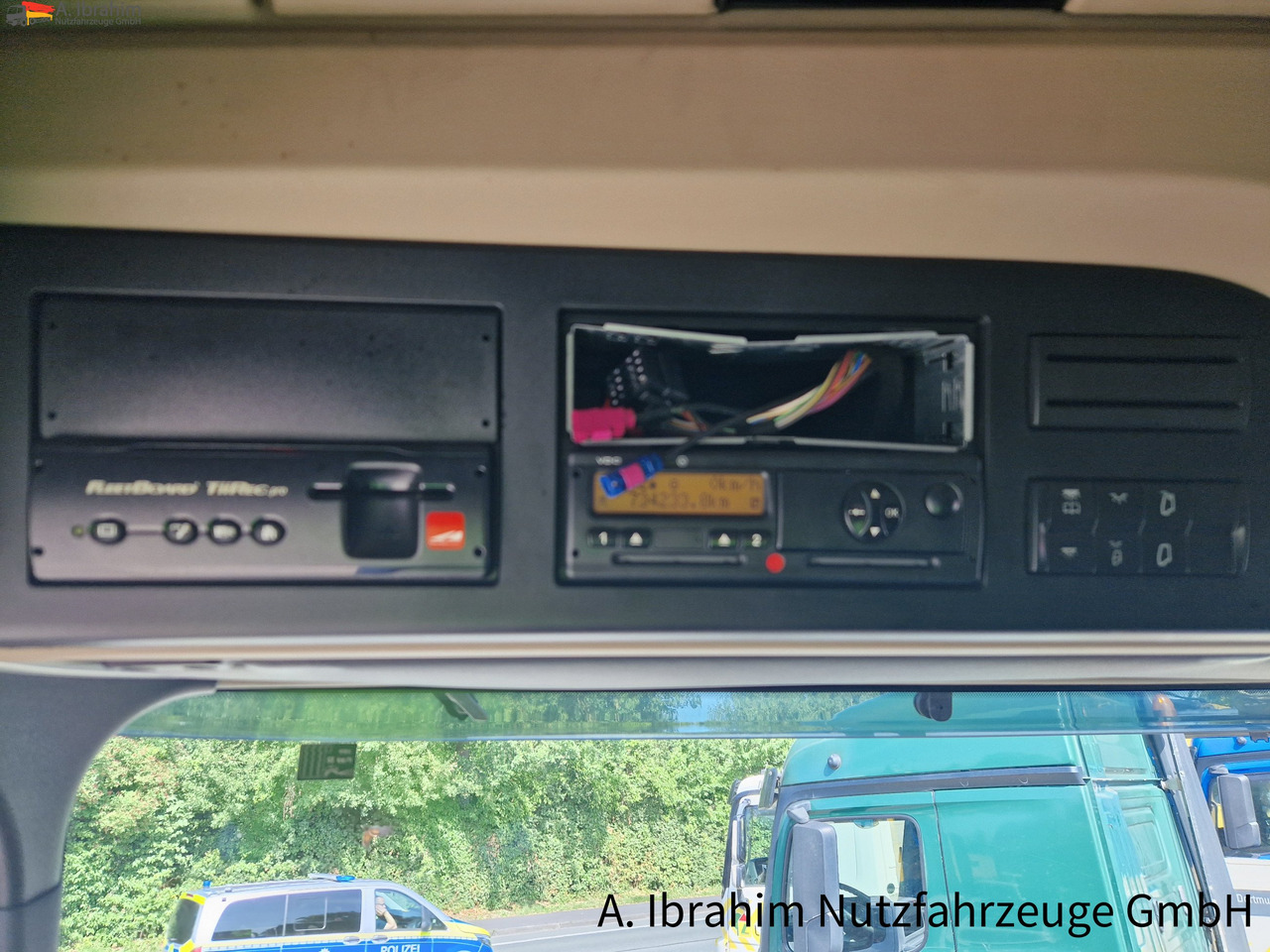 Mercedes-Benz 1845 Retarder, Klima, Navi Schneeketten, Euro 5 - Tractor: foto 5 Mercedes-Benz 1845 Retarder, Klima, Navi Schneeketten, Euro 5 - Tractor: foto 5