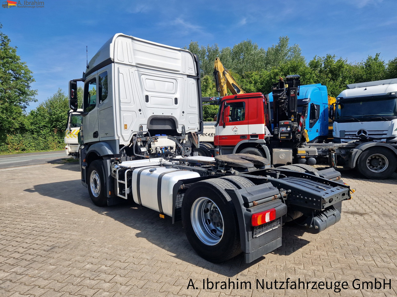 Mercedes-Benz 1845 Retarder, Klima, Navi Schneeketten, Euro 5 - Tractor: foto 2 Mercedes-Benz 1845 Retarder, Klima, Navi Schneeketten, Euro 5 - Tractor: foto 2