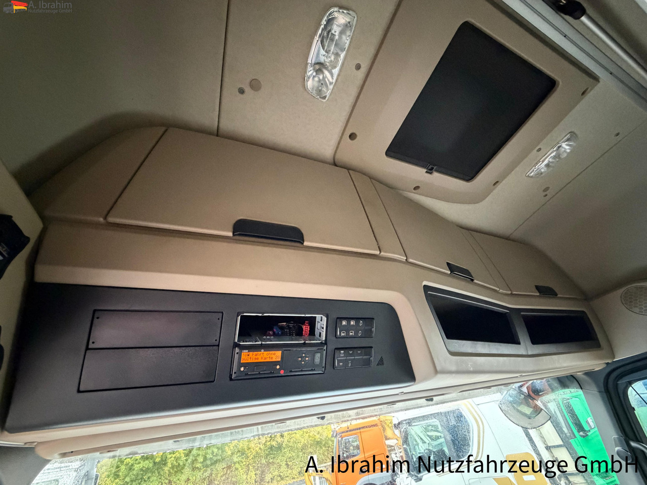 Mercedes-Benz Actros 1848 BigSpace | Retarder | Spoiler | Schubbodenhydraulik | 4x2 - Tractor: foto 2 Mercedes-Benz Actros 1848 BigSpace | Retarder | Spoiler | Schubbodenhydraulik | 4x2 - Tractor: foto 2