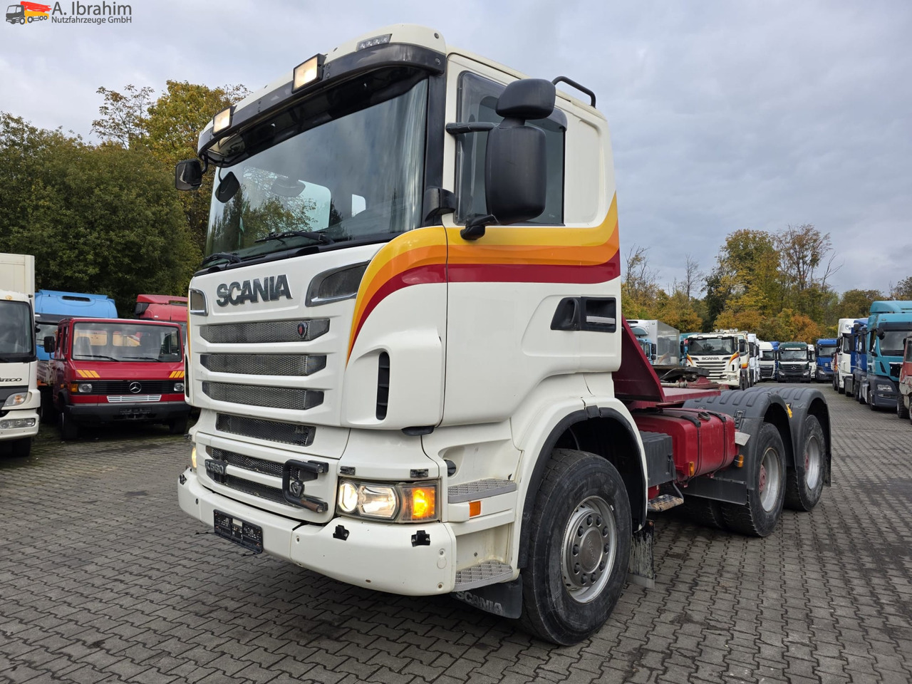Scania R560 | 6x4 | V8 | Blatt Blatt | Schaltgetriebe |Kipphydraulik | Klima | Trommelbremse| 3 Pedals - Tractor: foto 1 Scania R560 | 6x4 | V8 | Blatt Blatt | Schaltgetriebe |Kipphydraulik | Klima | Trommelbremse| 3 Pedals - Tractor: foto 1