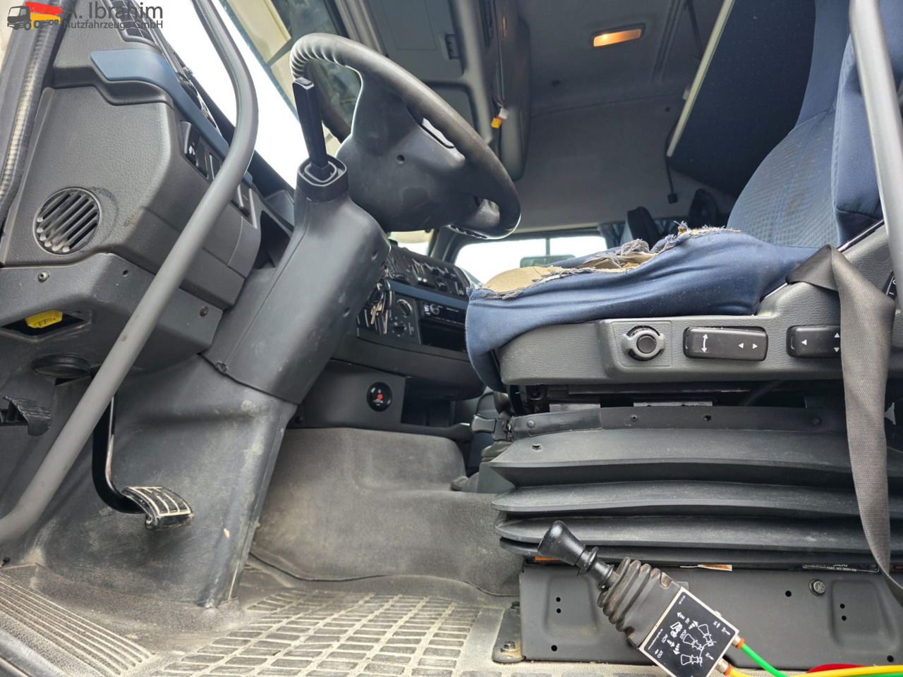 Volvo FH 520 | 6x4 | V8 | Kipphydraulik | Blatt Blatt | Schaltgetriebe | Klima | Trommelbremse | 3 Pedals - Tractor: foto 3 Volvo FH 520 | 6x4 | V8 | Kipphydraulik | Blatt Blatt | Schaltgetriebe | Klima | Trommelbremse | 3 Pedals - Tractor: foto 3