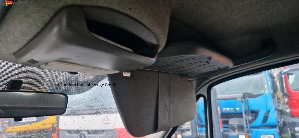 VW Crafter 2.5 Diesel - Furgão: foto 4 VW Crafter 2.5 Diesel - Furgão: foto 4