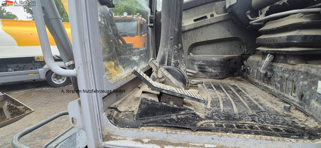 Wacker Neuson 6503 E05-07 hydr. Schnellwechsler mit Oilquick - Escavadeira de rodas: foto 2 Wacker Neuson 6503 E05-07 hydr. Schnellwechsler mit Oilquick - Escavadeira de rodas: foto 2