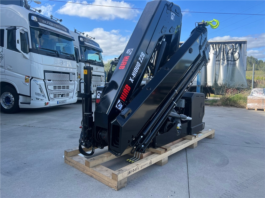 HIAB 228B-4 X-HIDUO - Grua para camião: foto 3 HIAB 228B-4 X-HIDUO - Grua para camião: foto 3