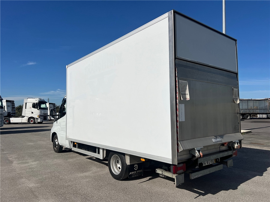 Iveco daily 35-180 - Carrinha frigorífica: foto 4 Iveco daily 35-180 - Carrinha frigorífica: foto 4