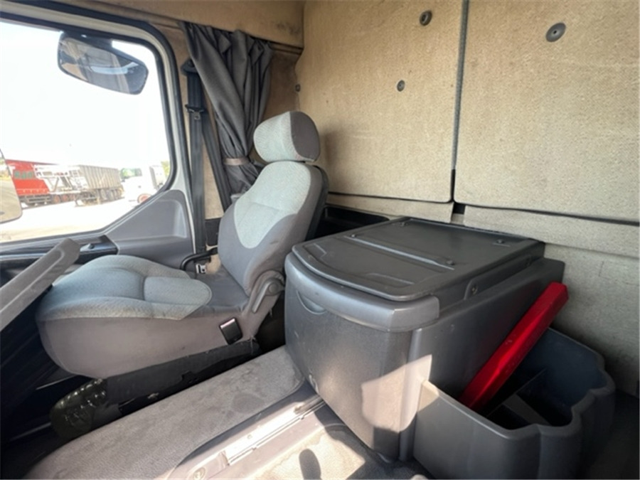 Camião chassi Renault HM 270.18: foto 14 Camião chassi Renault HM 270.18: foto 14