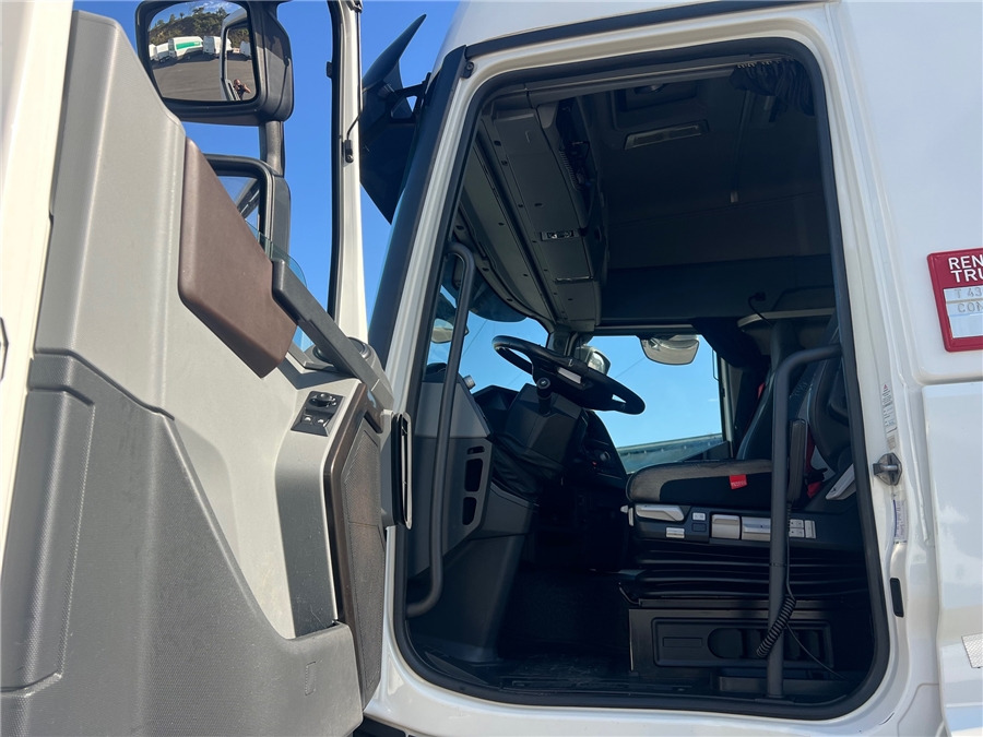 Camião transportador de contêineres/ Caixa móvel Renault T430: foto 9