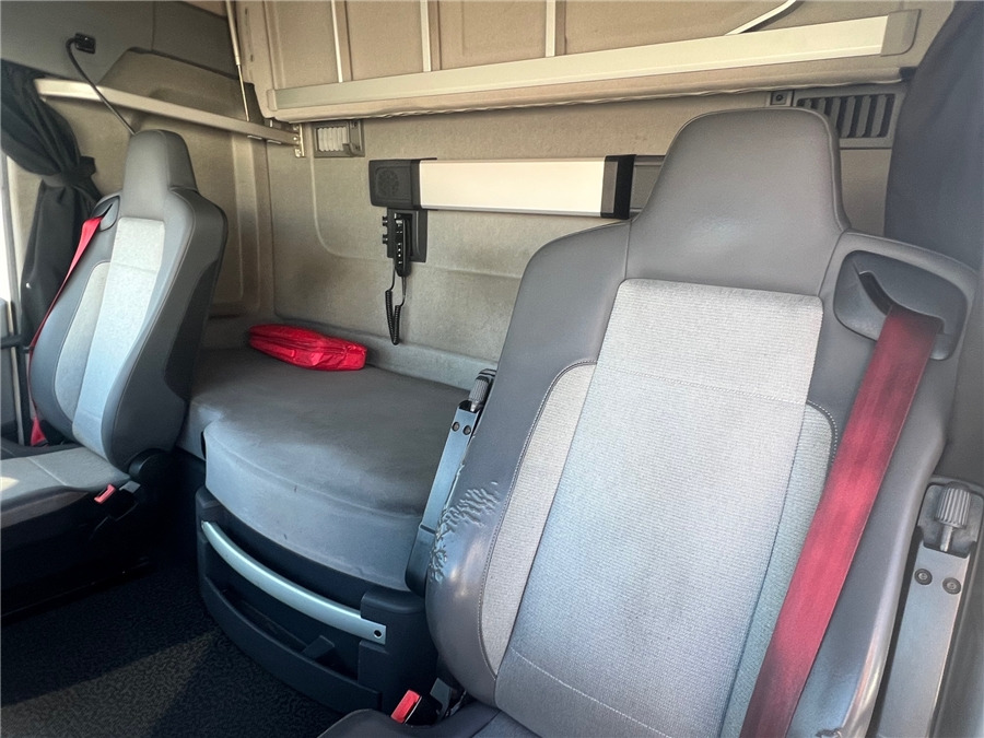 Camião transportador de contêineres/ Caixa móvel Renault T430: foto 11