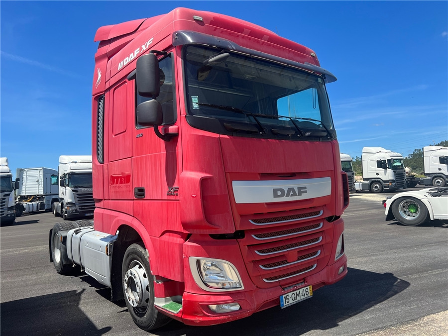 DAF XF 105 460 - Tractor: foto 1 DAF XF 105 460 - Tractor: foto 1