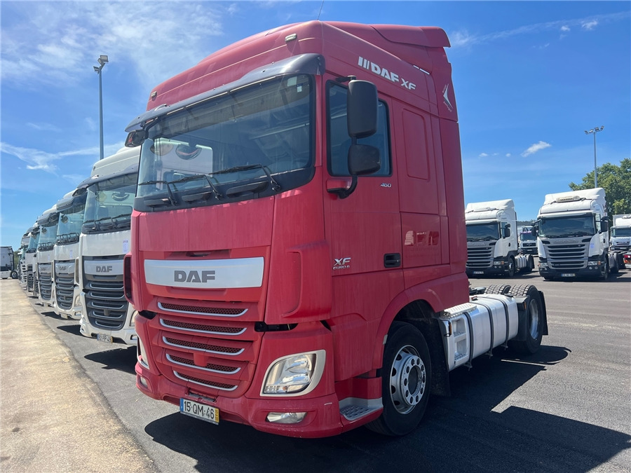 DAF XF 105 460 - Tractor: foto 2 DAF XF 105 460 - Tractor: foto 2